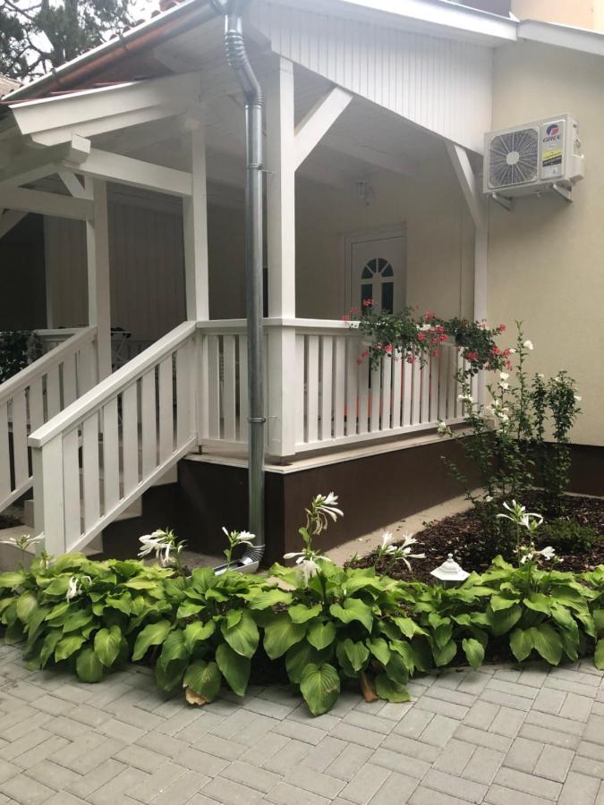 Hotel Szem-S Vendeghaz Balatonszárszó Exterior foto