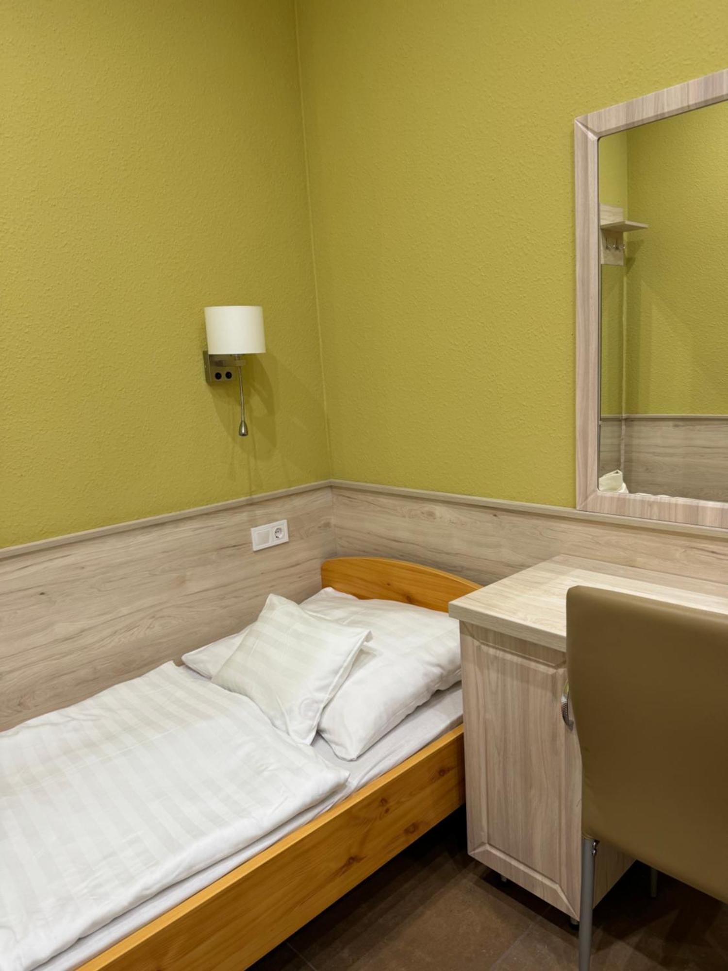 Hotel Szem-S Vendeghaz Balatonszárszó Exterior foto