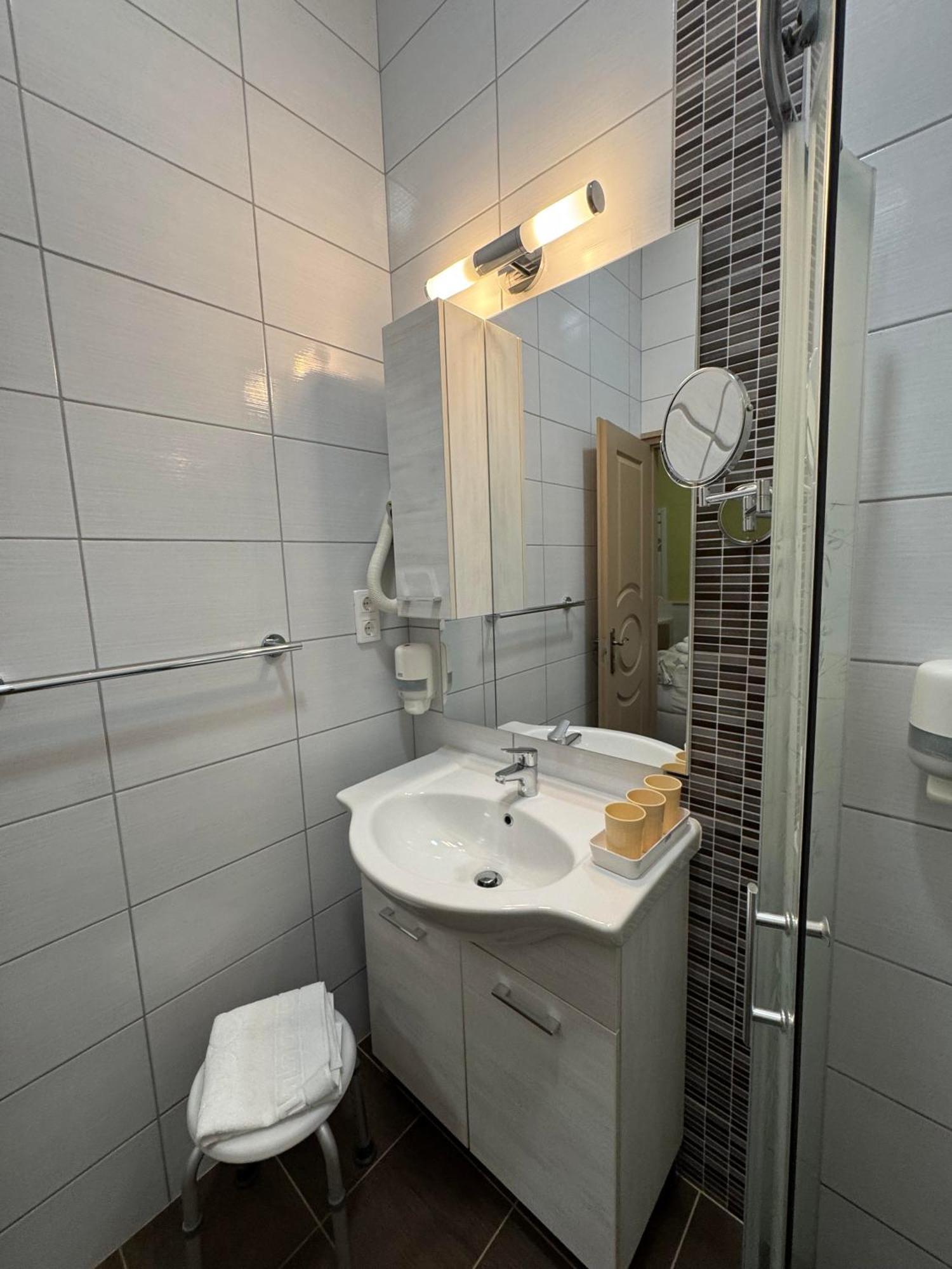 Hotel Szem-S Vendeghaz Balatonszárszó Exterior foto